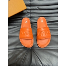 Louis Vuitton Slippers